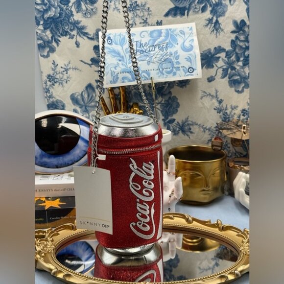 🆕 SKINNY DIP x COCA COLA 🧿 NWT Red Coca Cola Can Cross Body Bag - Picture 2 of 14